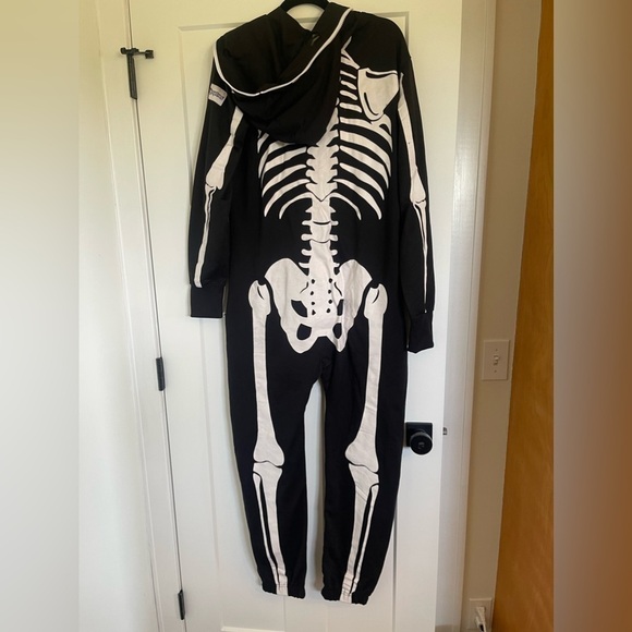 NWT Tipsy Elves Men’s Skeleton Onesie Size M - Picture 3 of 10